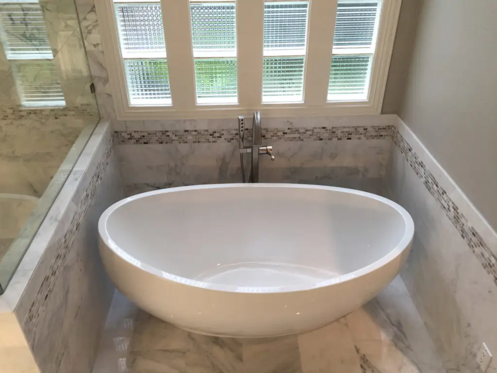 bathtub